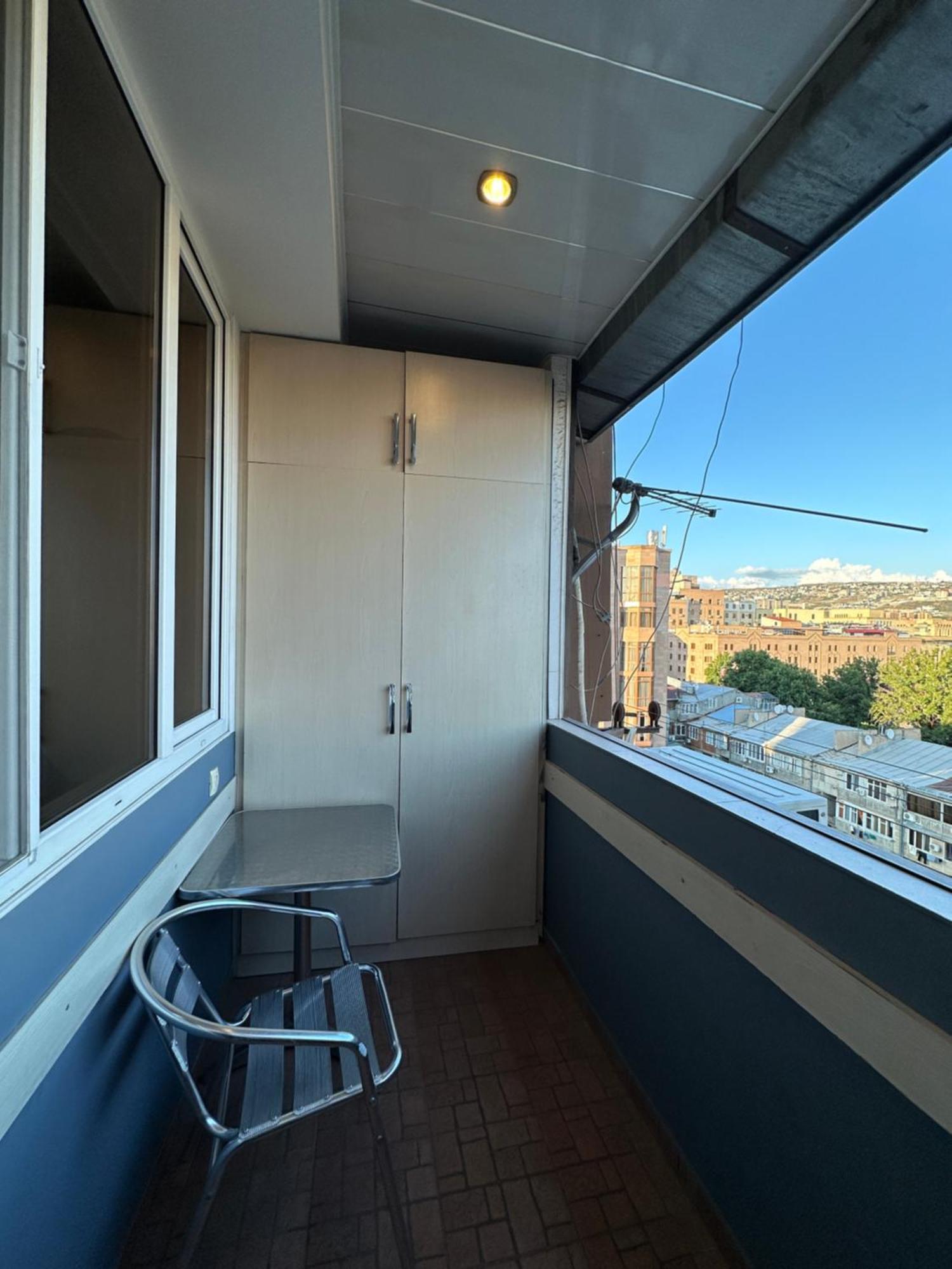 Yeznik Koghbatsi - Amiryan Crossroads 1 Bedroom Comfy Apartment With Balcony Ko100 Jerevan Eksteriør billede