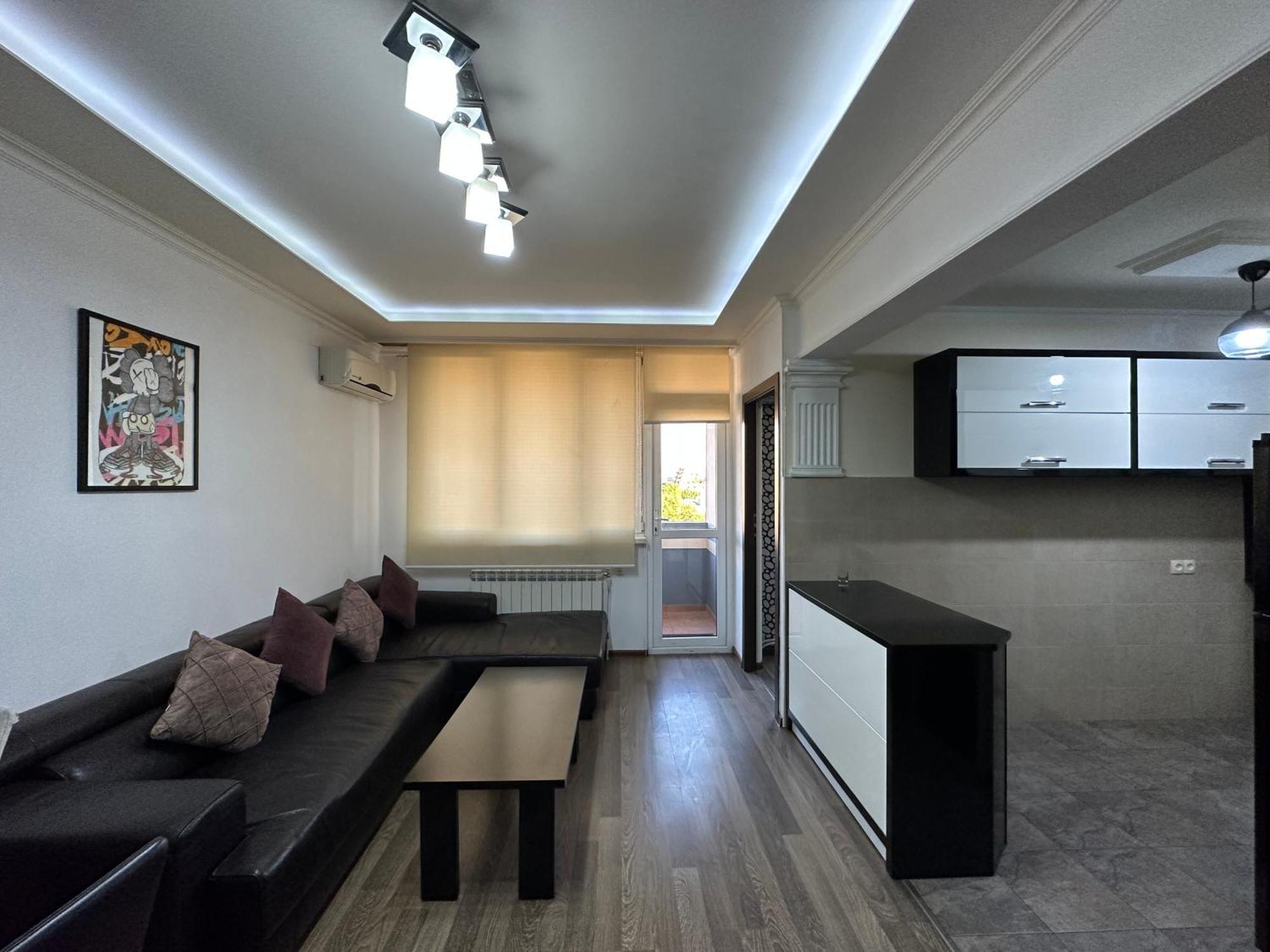 Yeznik Koghbatsi - Amiryan Crossroads 1 Bedroom Comfy Apartment With Balcony Ko100 Jerevan Eksteriør billede